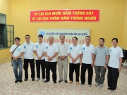 Võ sư trưởng Nguyễn Ngọc Nội cùng các võ sư của võ đường VNVXNGQ trong Lễ bế giảng và tổng kết lớp B4 và A12